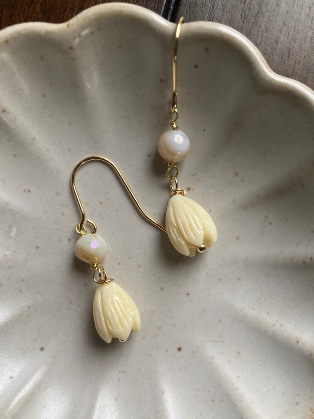 Handmade Pikake Earrings With White Chalcedony - Picture 2 of 3